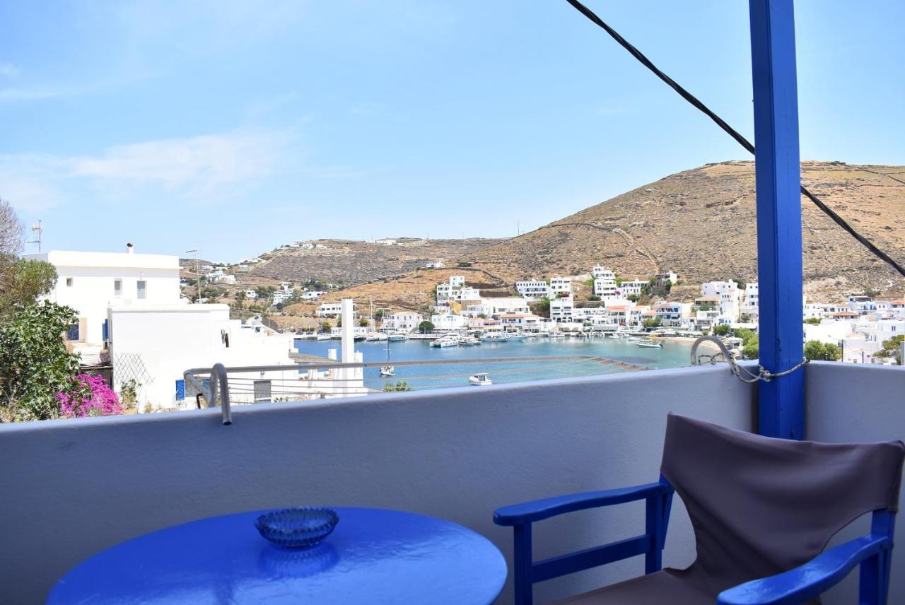 Martinos Studios, Merihas Port Kythnos Exterior photo